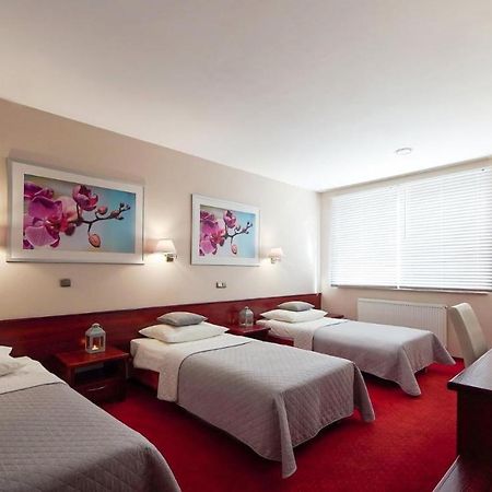 Koło Hotel Sara מראה חיצוני תמונה