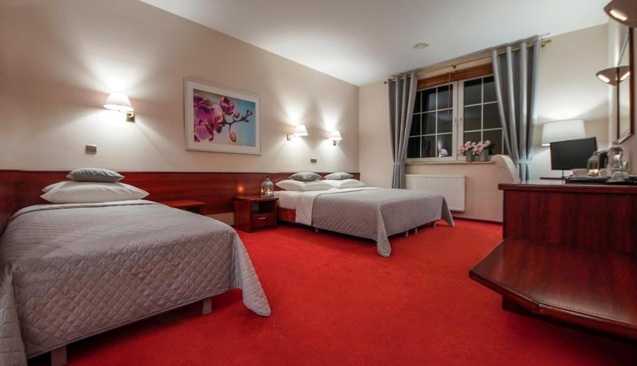 Koło Hotel Sara מראה חיצוני תמונה