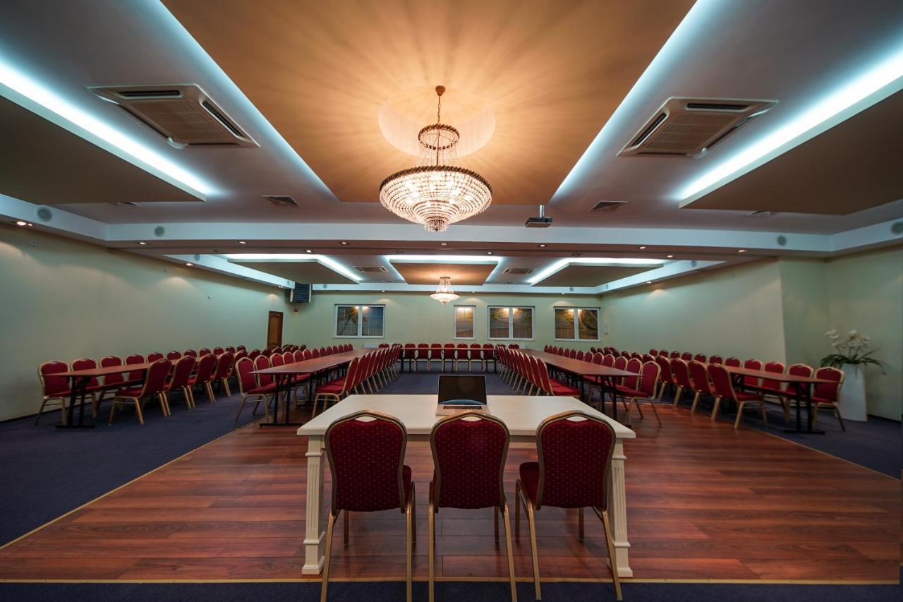 Koło Hotel Sara מראה חיצוני תמונה