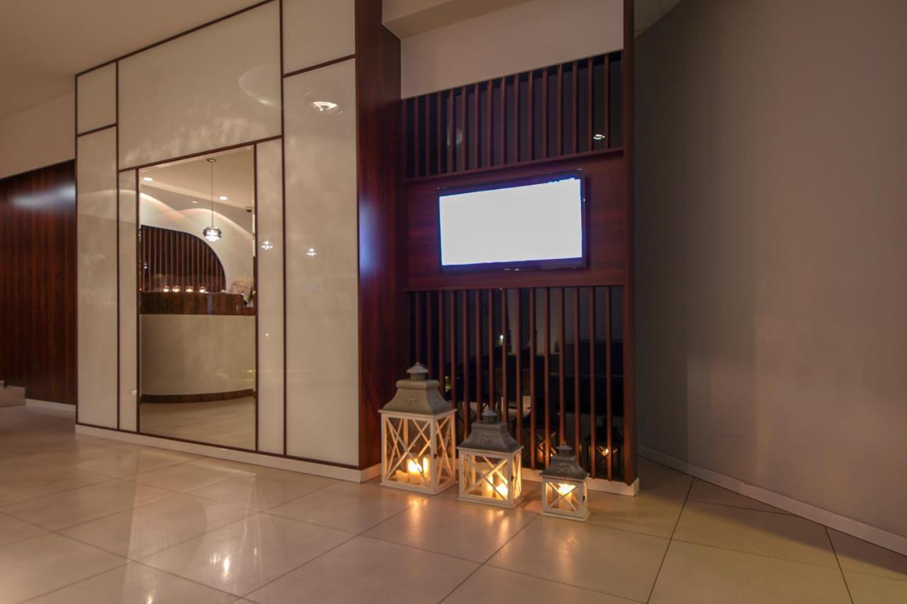 Koło Hotel Sara מראה חיצוני תמונה